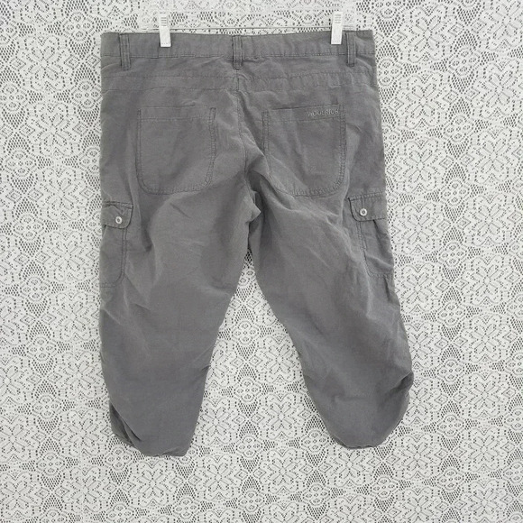 Woolrich Outdoor cargo capris women's 10 - Picture 2 of 6